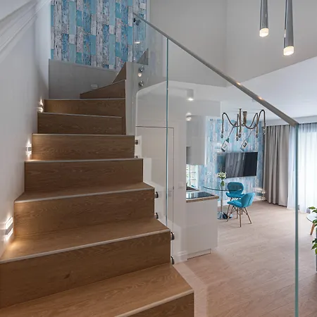 Lapwing Apart Otel 3*